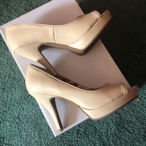 UNLISTED Peep toe nude pumps. worn once